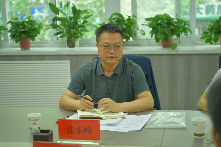 張東峰照片fa .JPG